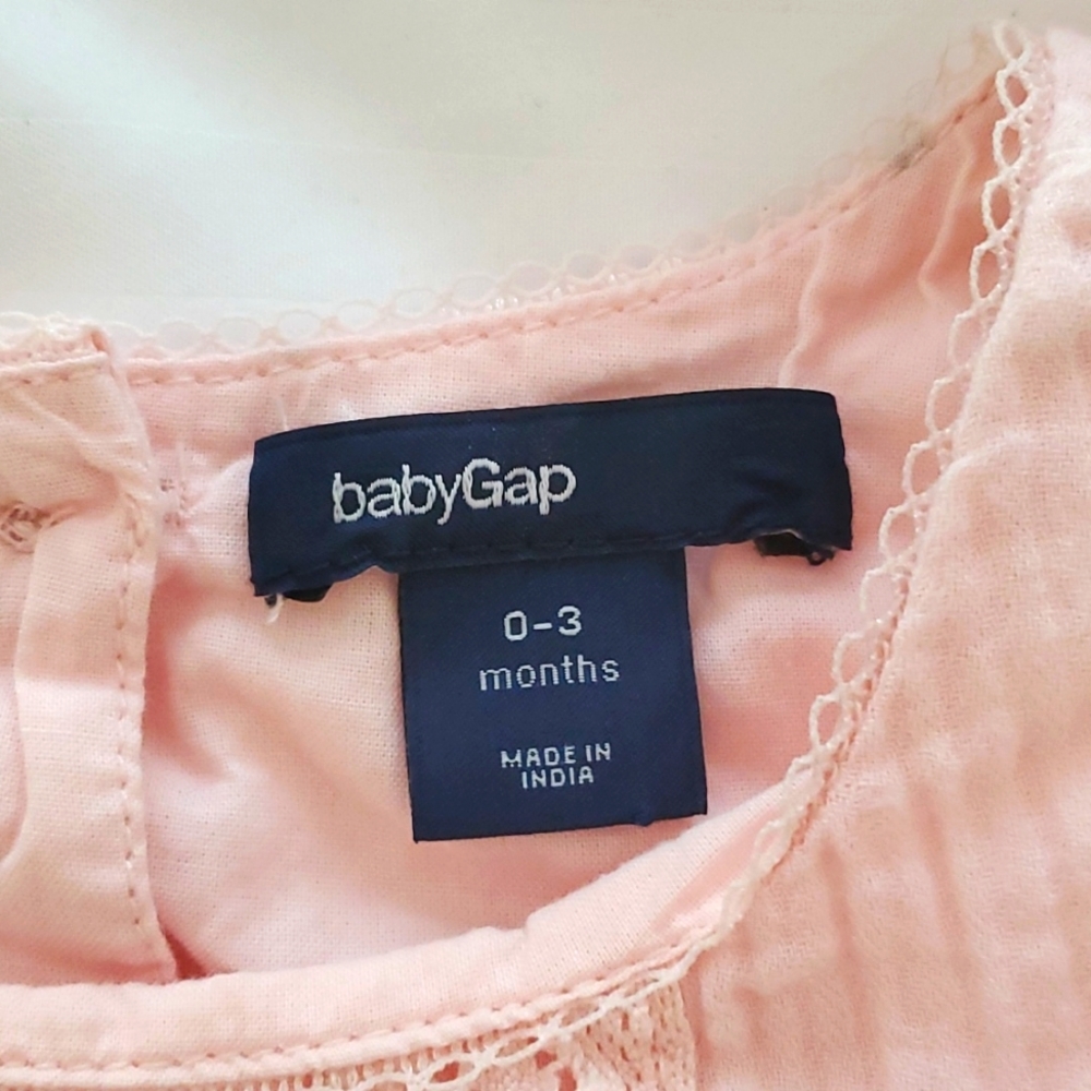 *3 for 10 SALE!* Baby gap crochet pink dress - Picture 2 of 2